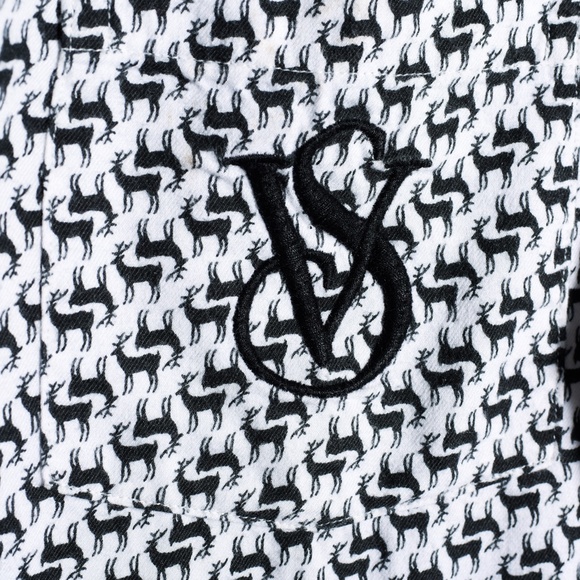 Victoria's Secret Reindeer Christmas Pajamas Black Deer Pajama Set Medium - Picture 5 of 8